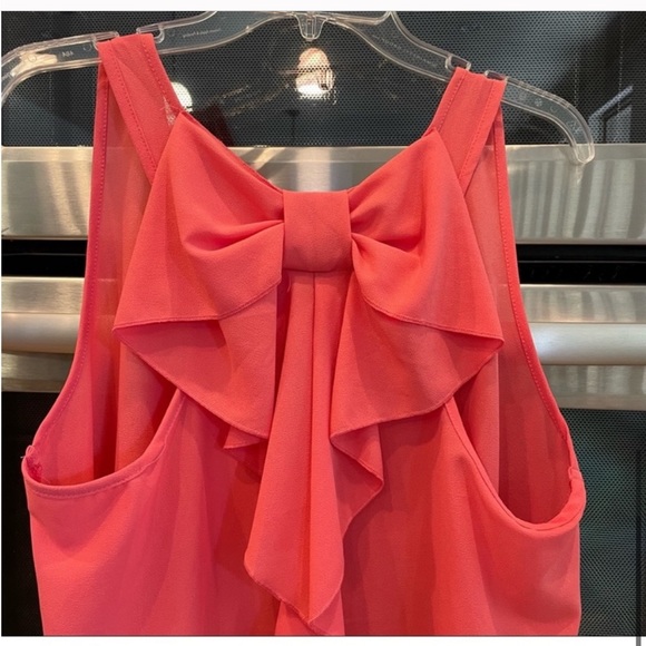 Flowy top with big back bow - Picture 14 of 16